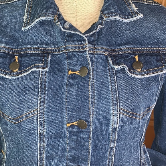 Universal Thread Denim Jacket - Picture 6 of 8